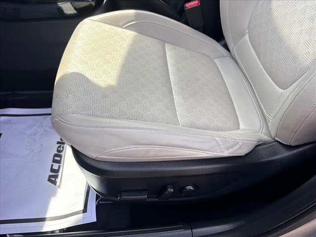 Used 2022 Kia Seltos EX image 19