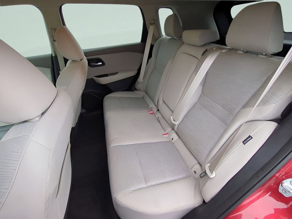 Certified 2022 Nissan Rogue SV image 14