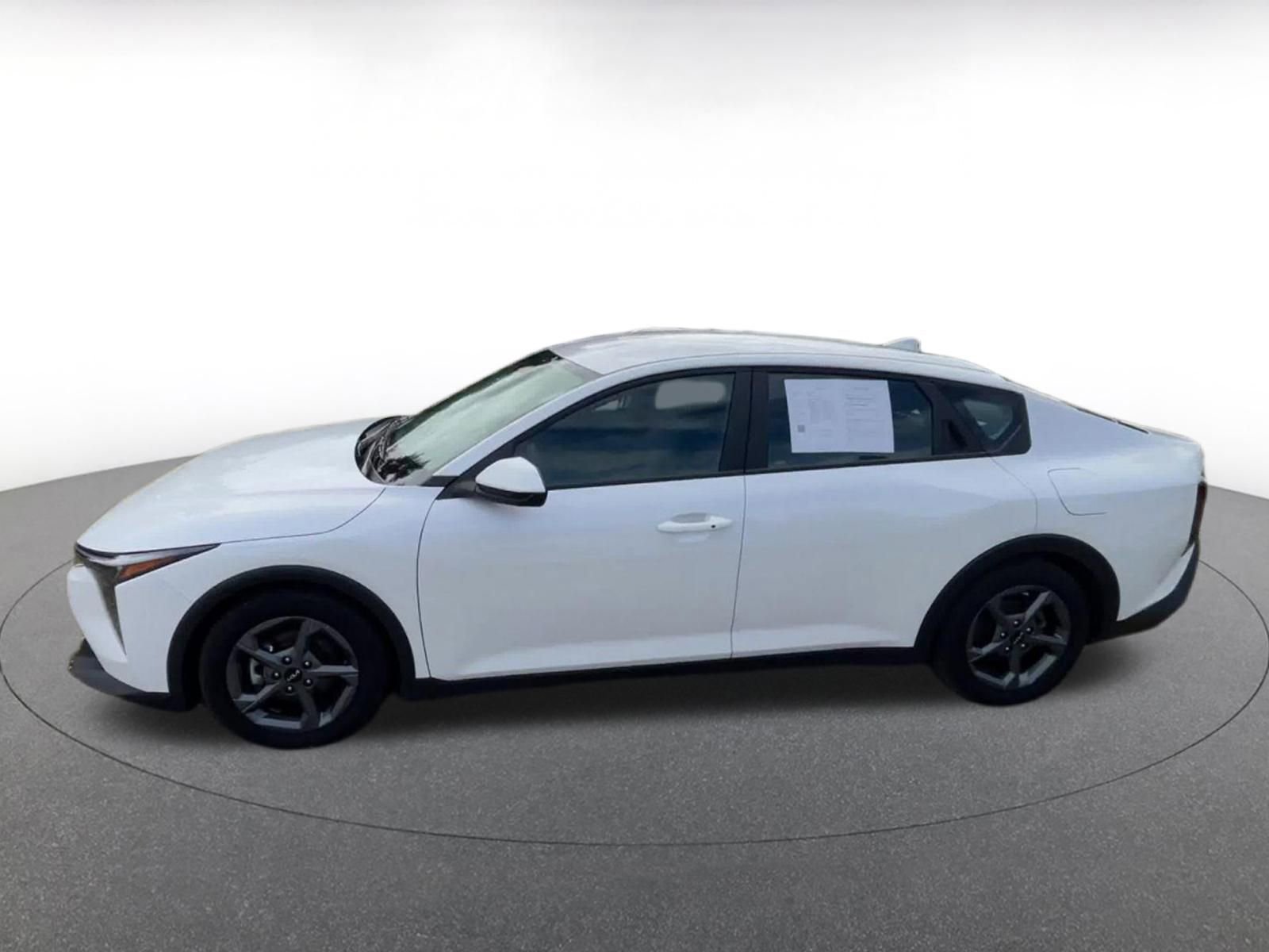 Used 2025 Kia K4 FWD image 9