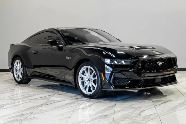 Used 2024 Ford Mustang GT Premium RWD image 9