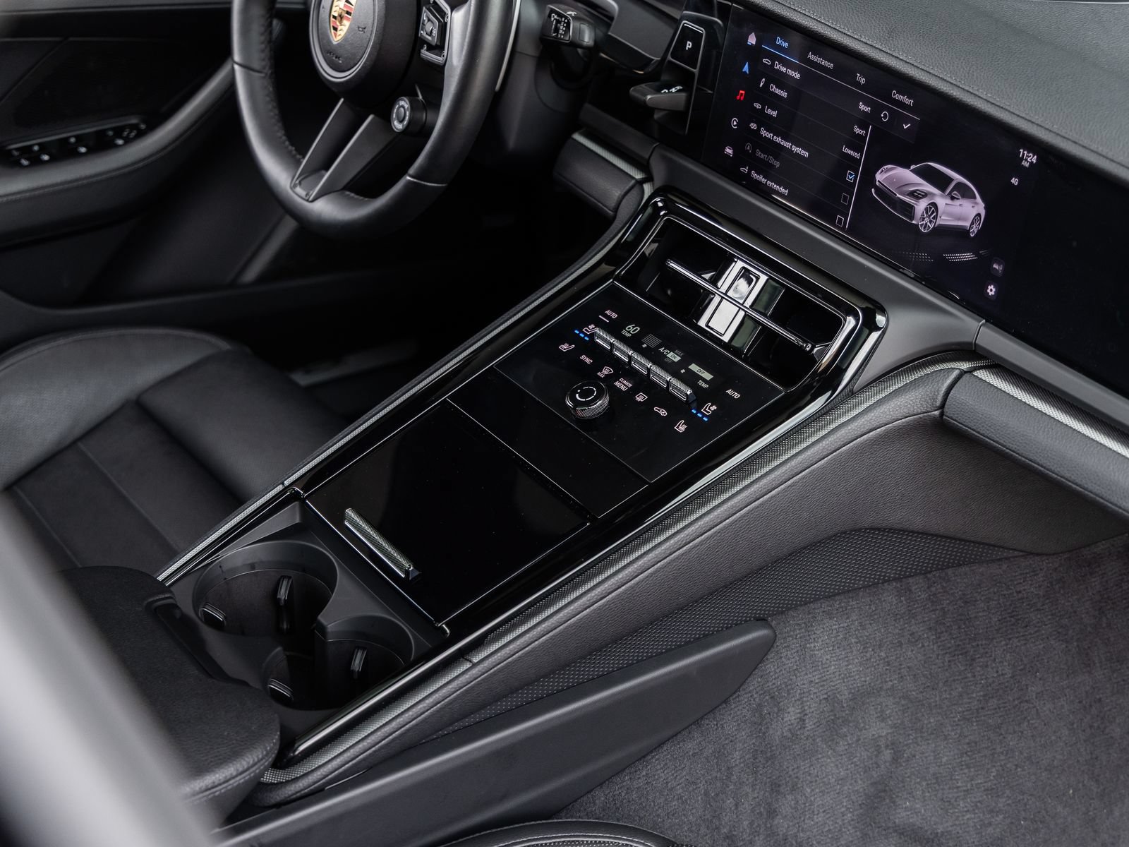 Certified 2025 Porsche Panamera image 45