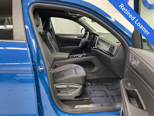 New 2025 Volkswagen Atlas Cross Sport SE w/ Panoramic Sunroof Package image 11