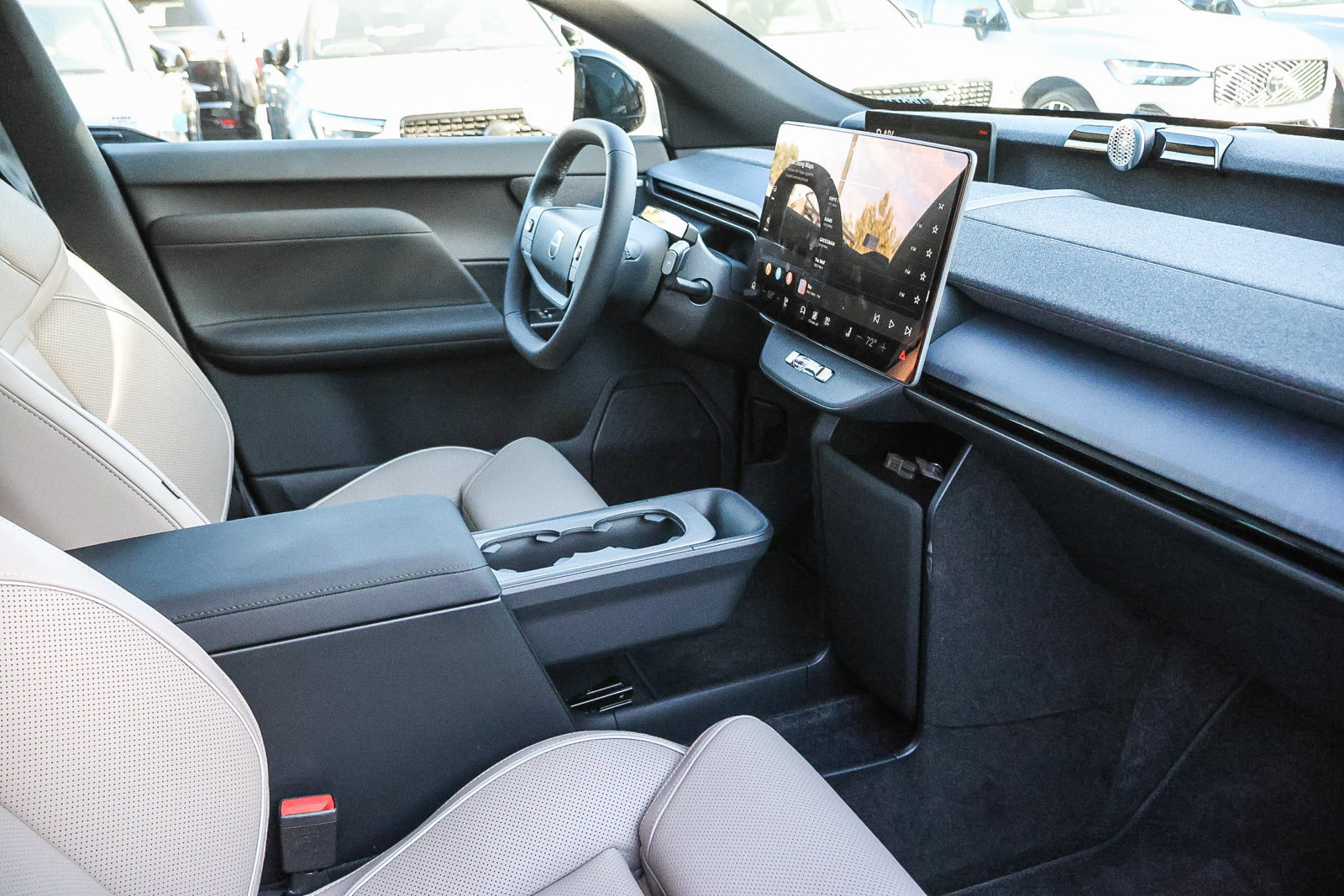 New 2027 Volvo EX60 Ultra AWD/4WD image 14
