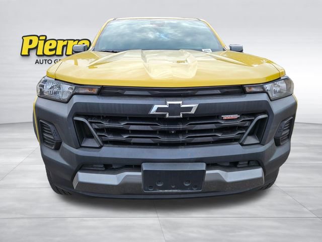 Used 2024 Chevrolet Colorado Trail Boss w/ LPO, Skid Plate Package AWD/4WD image 2