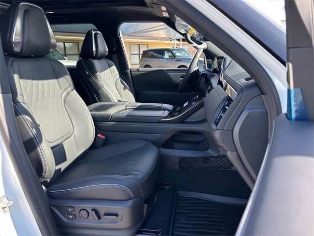 New 2026 INFINITI QX80 Autograph w/ Premium Cargo Package image 22