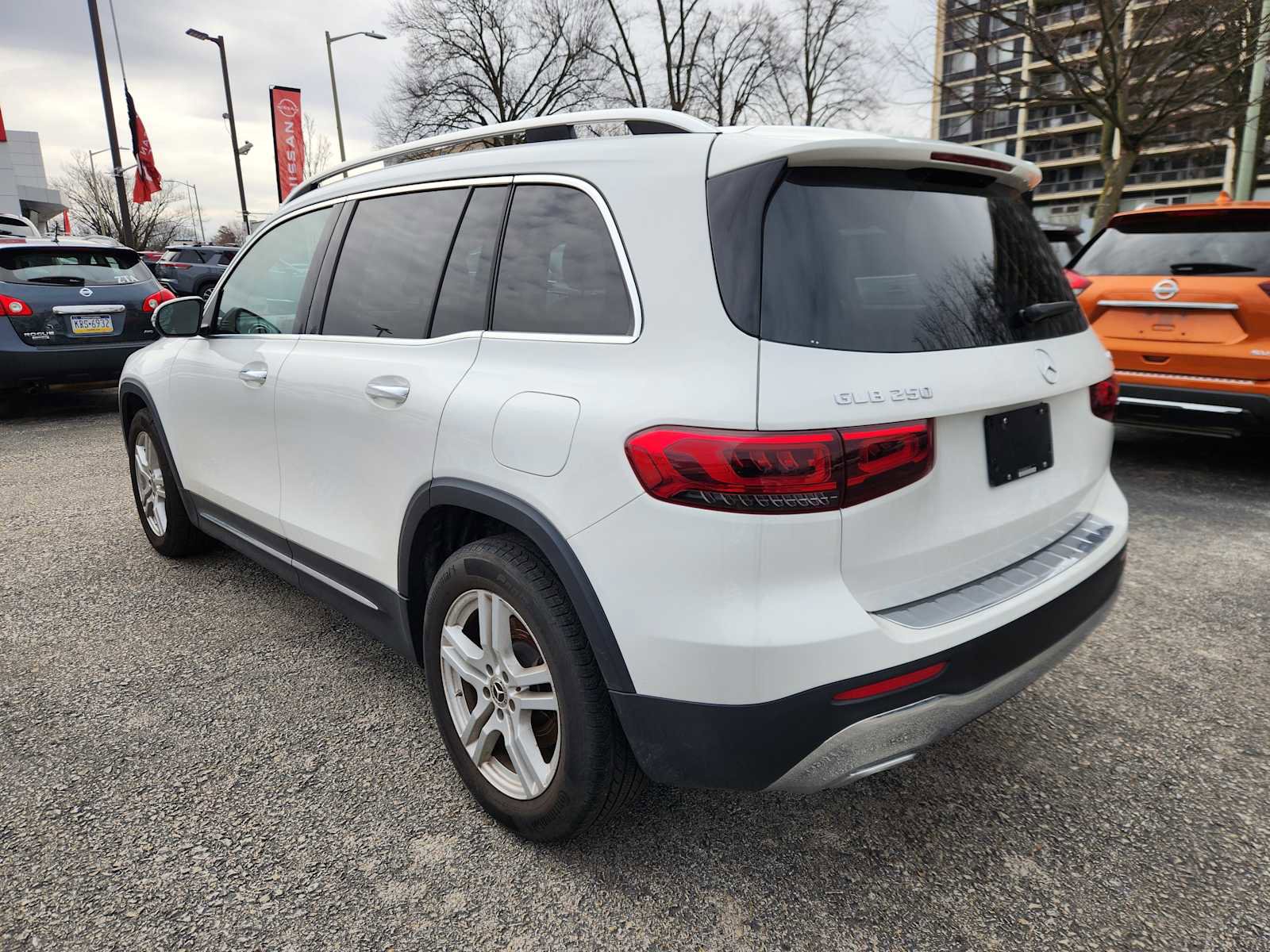 Used 2022 Mercedes-Benz GLB 250 4MATIC image 3