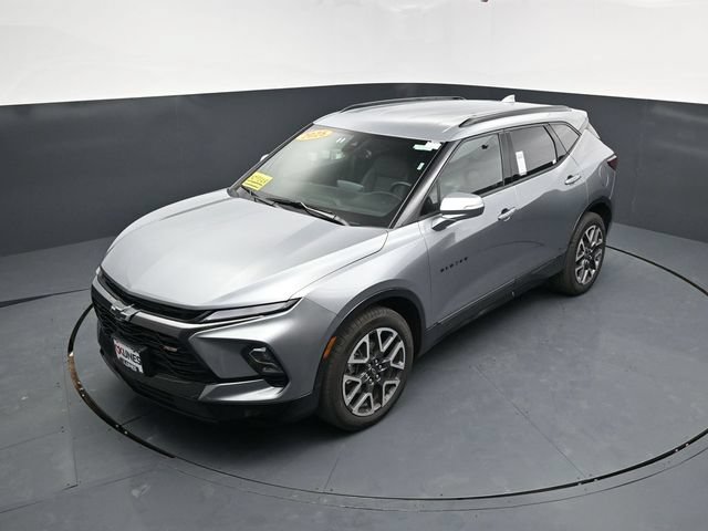 Used 2025 Chevrolet Blazer RS AWD/4WD image 46