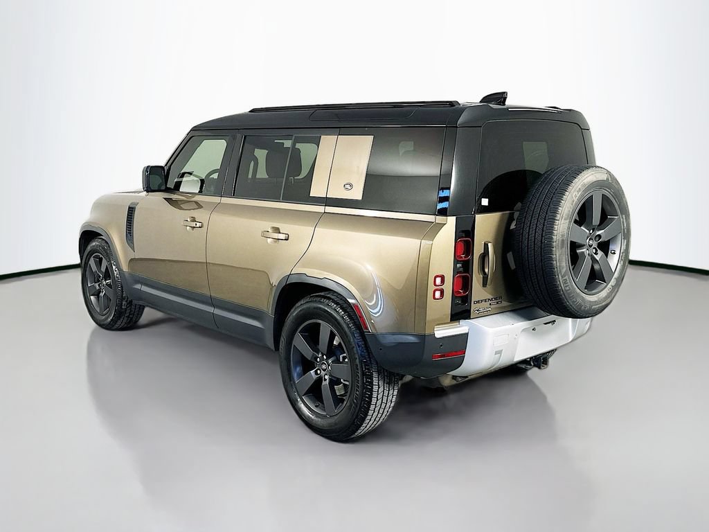 Used 2020 Land Rover Defender 110 SE AWD/4WD image 5
