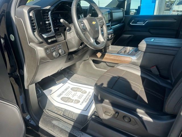 Certified 2025 Chevrolet Silverado 2500 High Country w/ Technology Package image 16