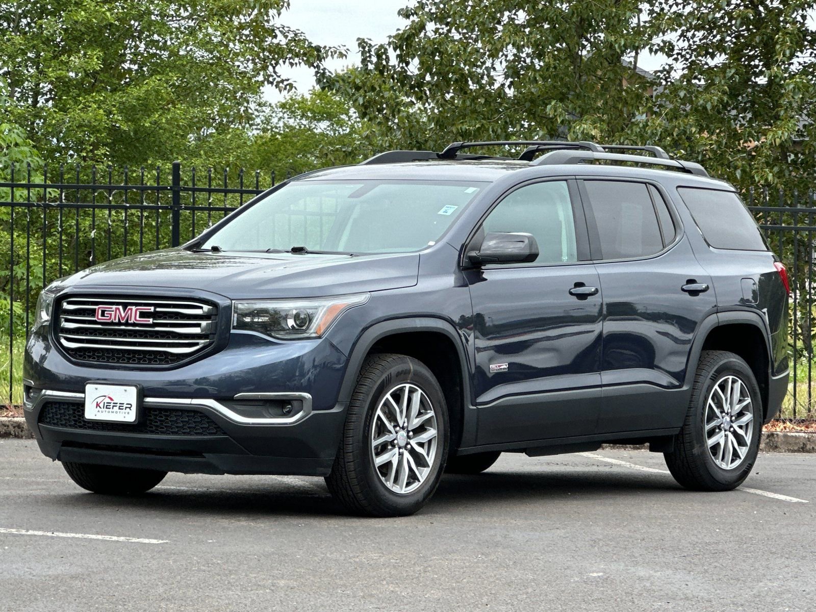 Used 2019 GMC Acadia SLE w/ Driver Alert Package I AWD/4WD image 8