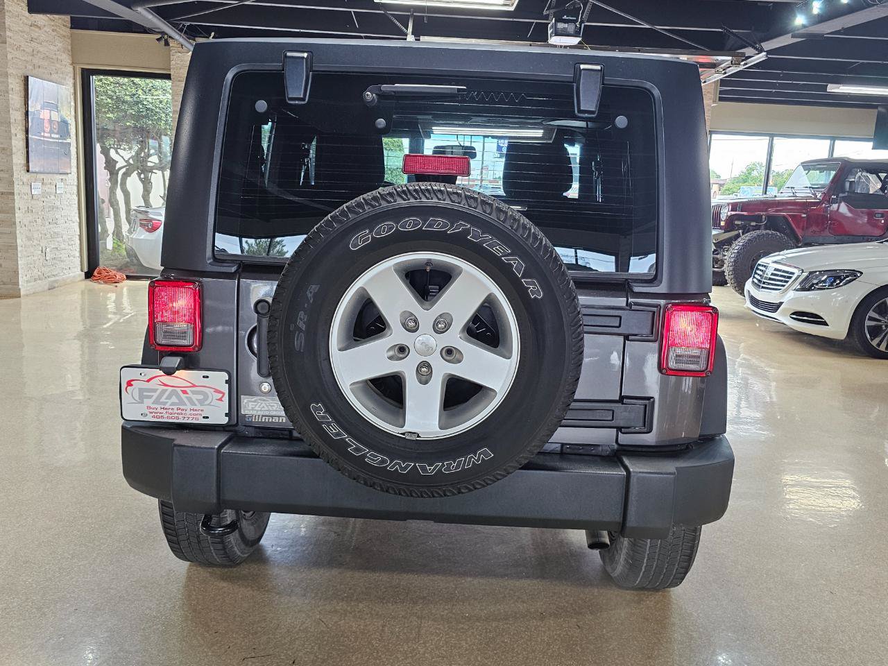 Used 2016 Jeep Wrangler Sport AWD/4WD image 6