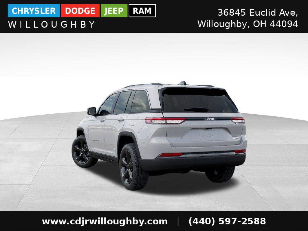 New 2026 Jeep Grand Cherokee Limited w/ Limited Altitude Package AWD/4WD image 3