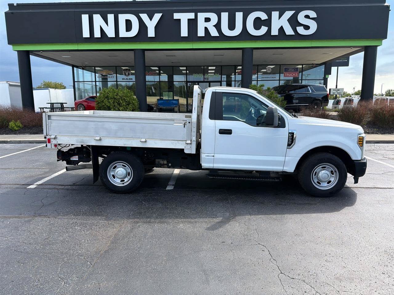 Used 2019 Ford F250 XL RWD image 1