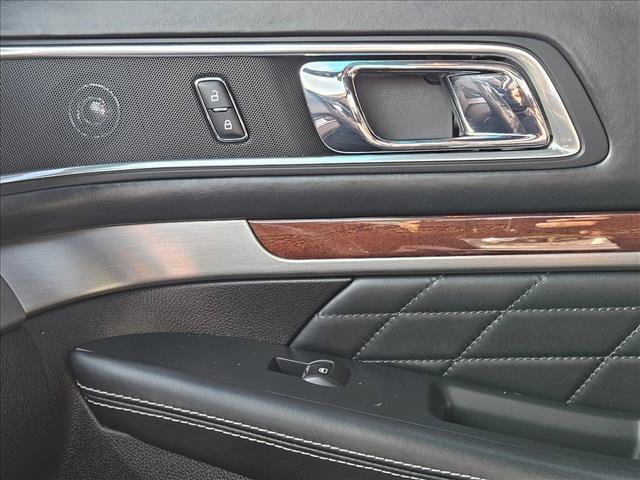 Used 2017 Ford Explorer Platinum AWD/4WD image 14