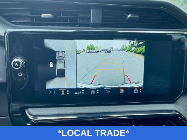 Used 2024 GMC Sierra 1500 AT4 w/ Technology Package AWD/4WD image 16