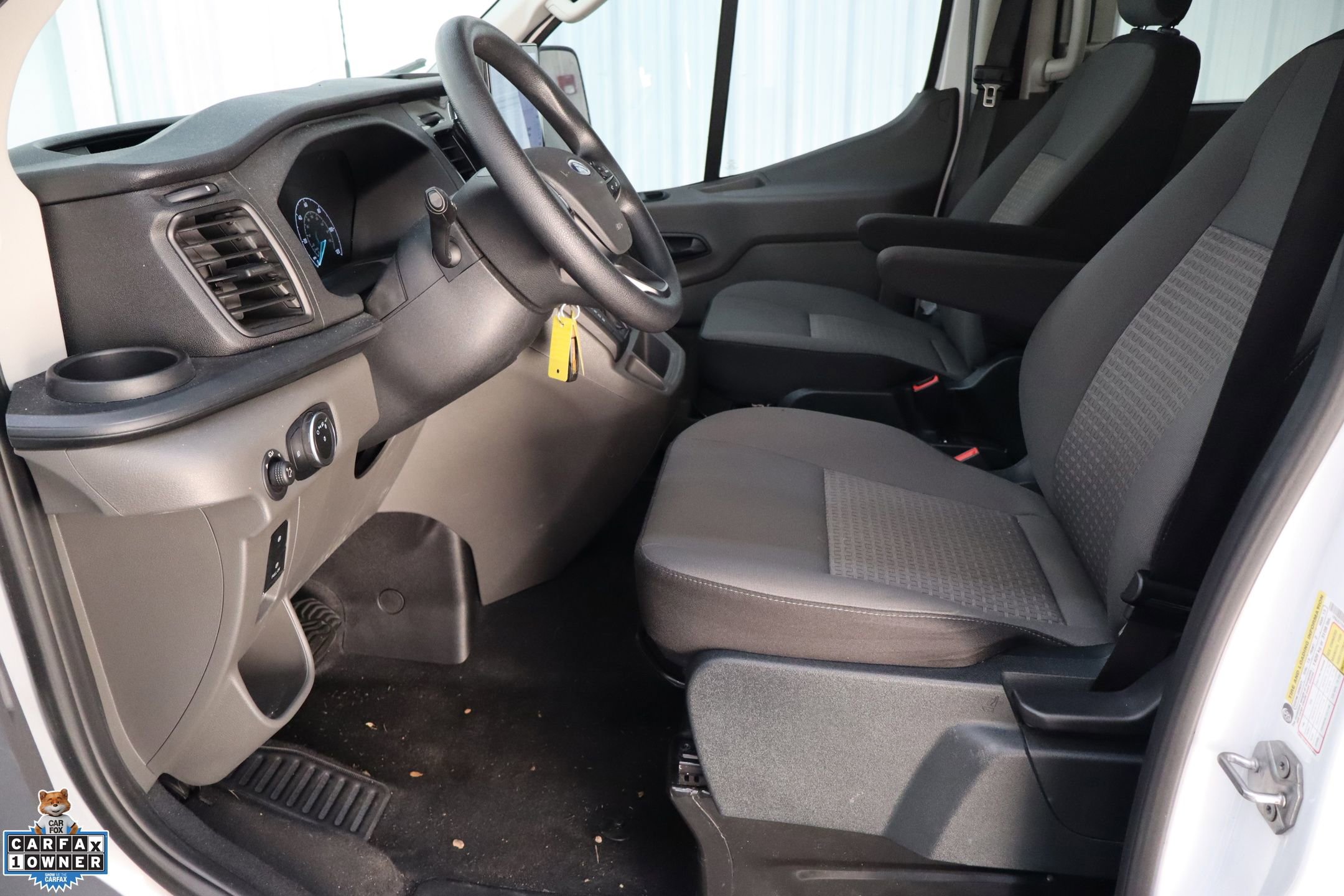Used 2023 Ford Transit 350 XLT image 11