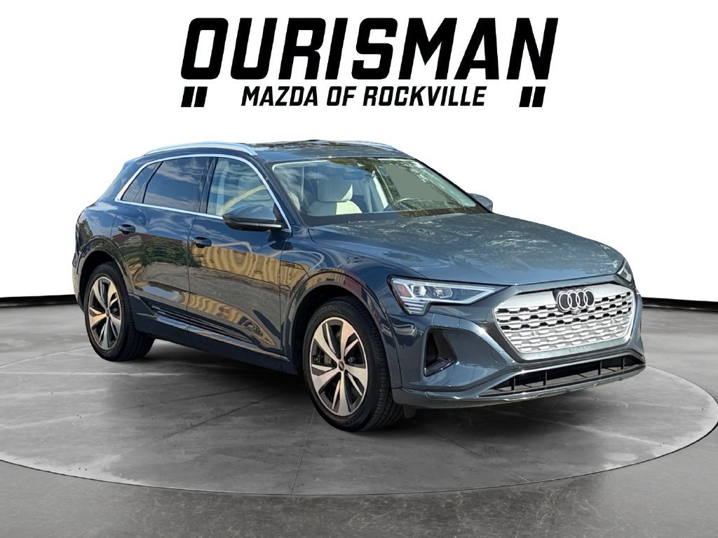 Used 2024 Audi Q8 e-tron Premium Plus w/ Premium Plus Package