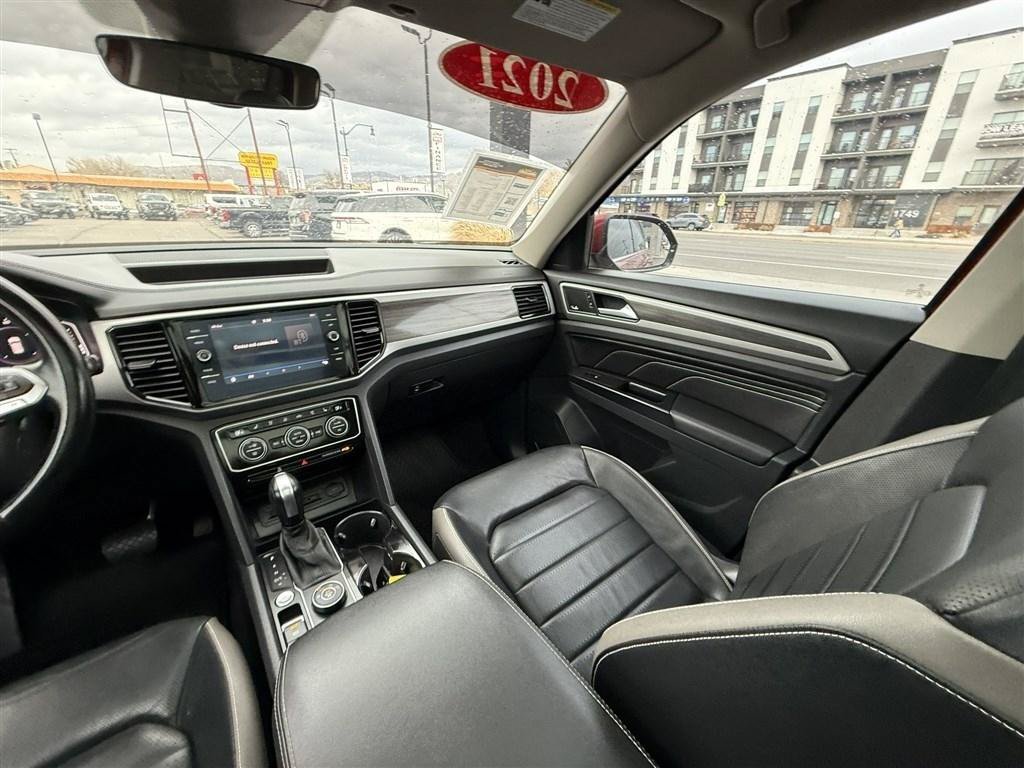 Used 2021 Volkswagen Atlas SEL Premium AWD/4WD image 37