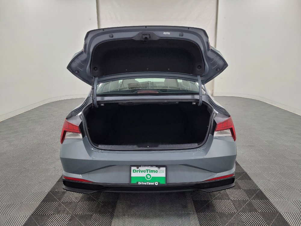 Used 2021 Hyundai Elantra Blue image 29