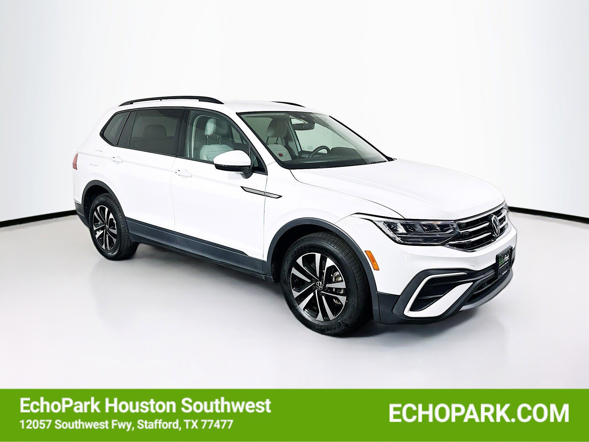 Used 2023 Volkswagen Tiguan S w/ Driver Assistance Package FWD image 1