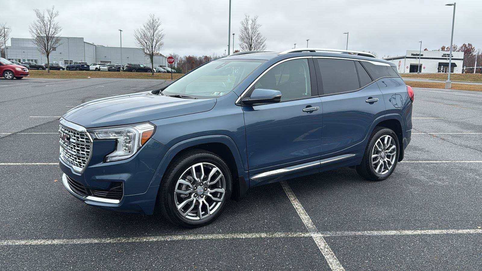 Used 2024 GMC Terrain Denali w/ Denali Premium Package image 14