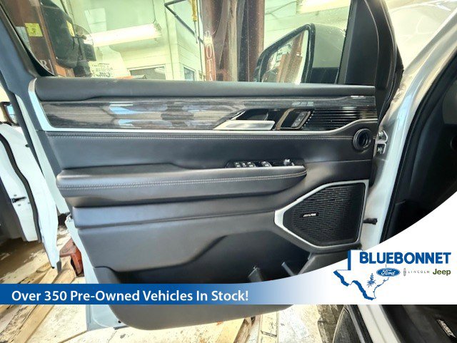 Used 2022 Jeep Wagoneer Series III w/ Flexible Seating Group