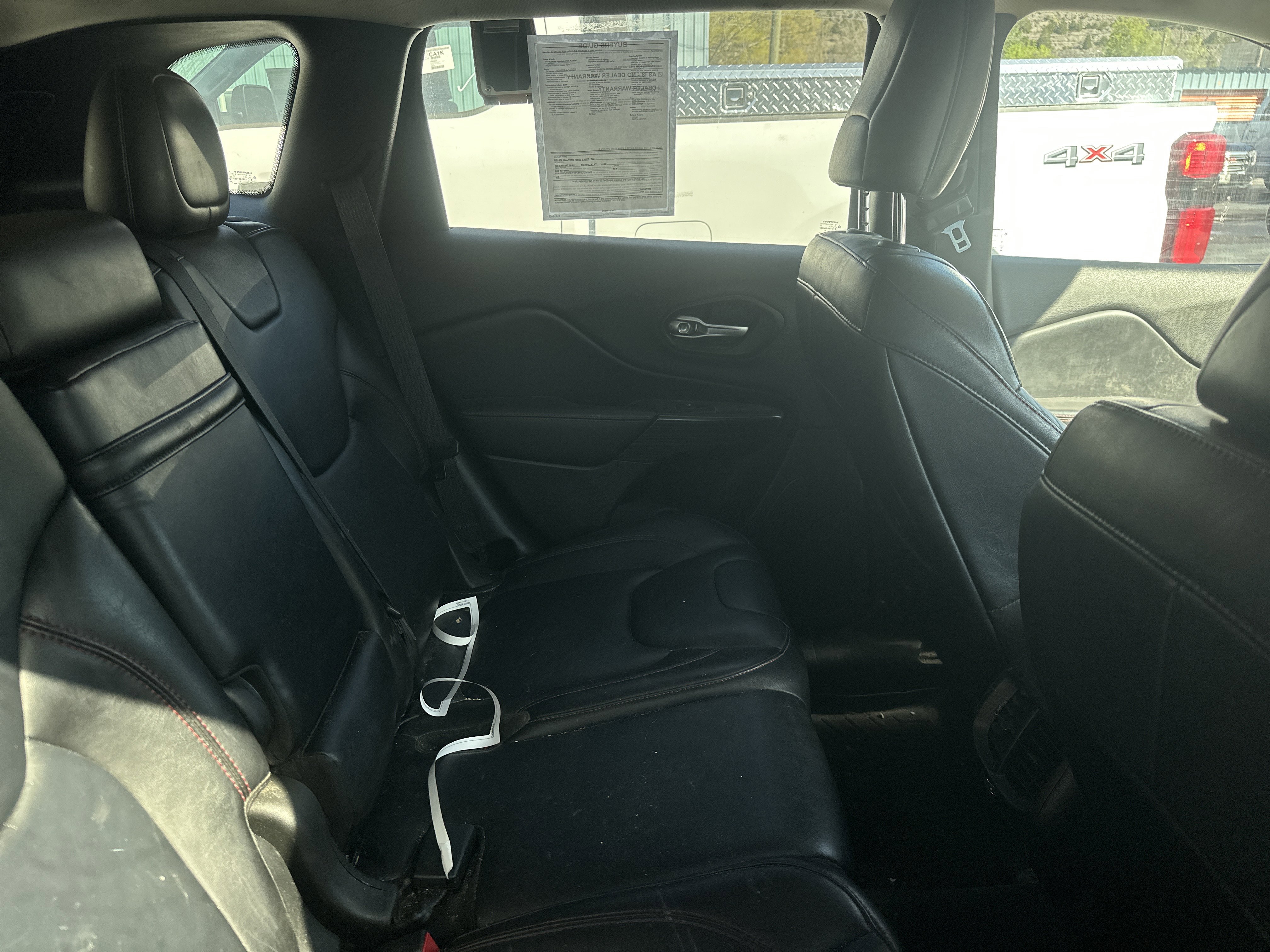Used 2014 Jeep Cherokee Trailhawk w/ Technology Group image 11