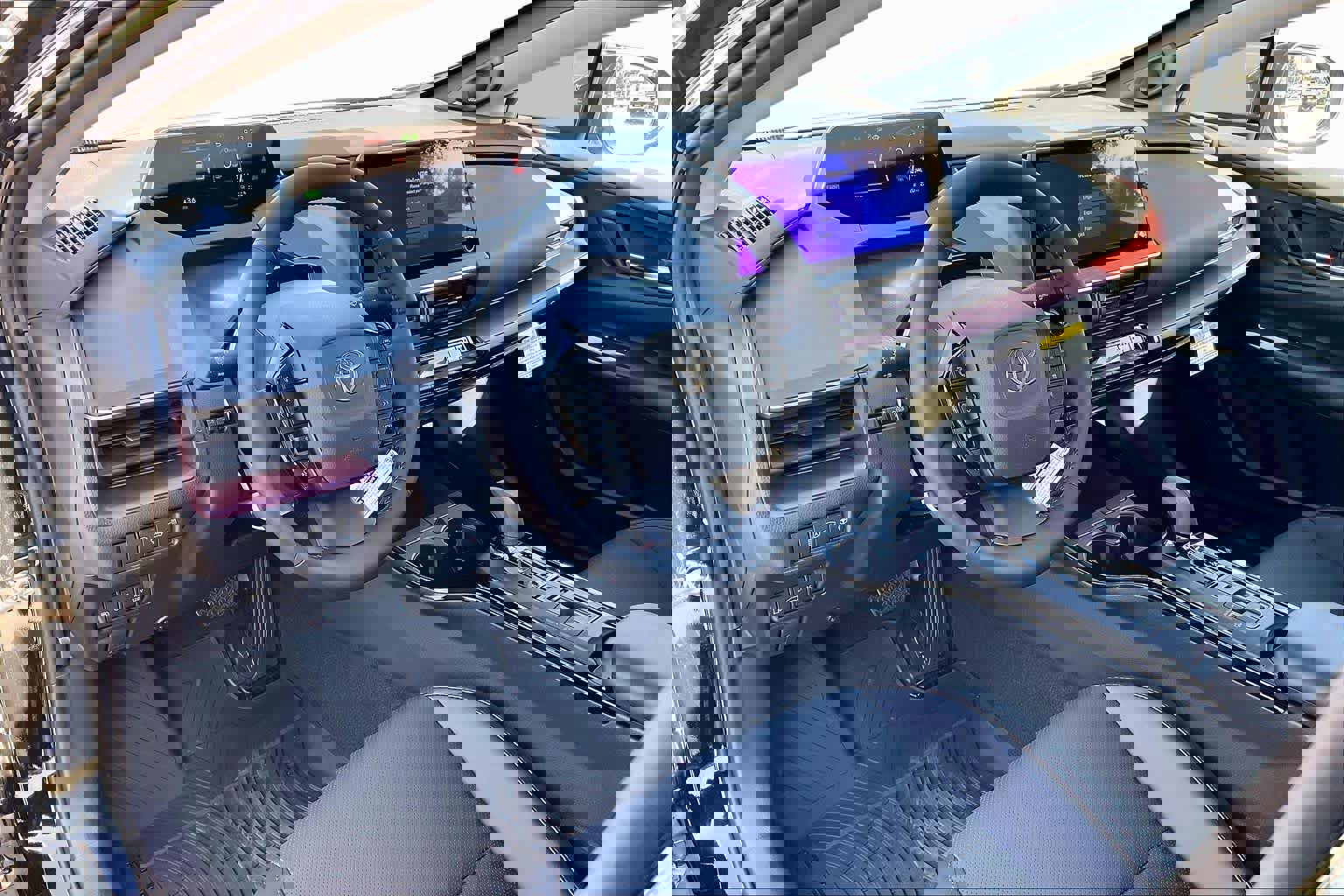 New 2026 Toyota Prius Plug-In Hybrid image 8