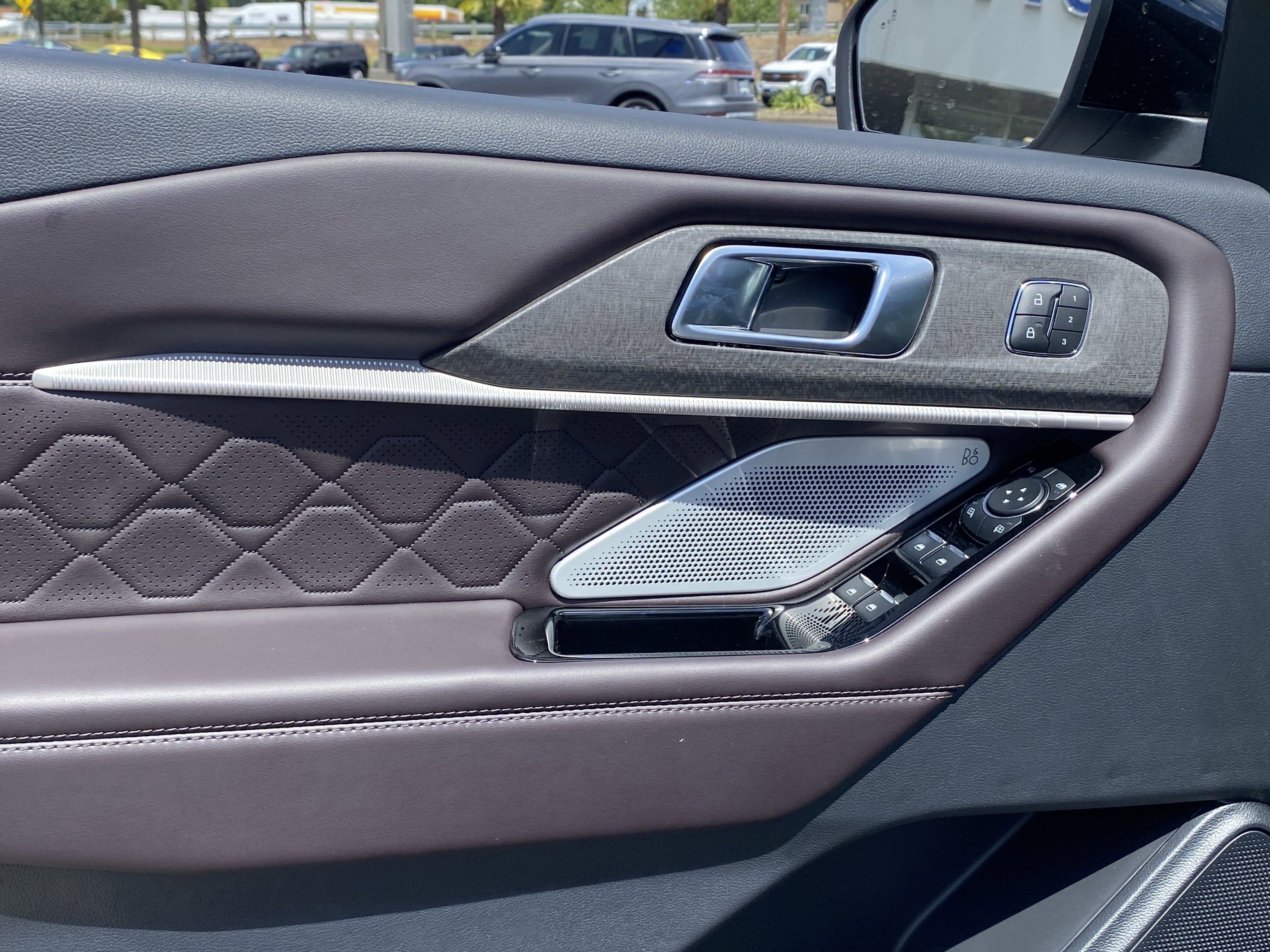 New 2025 Ford Explorer Platinum w/ LUX Leather Package image 14