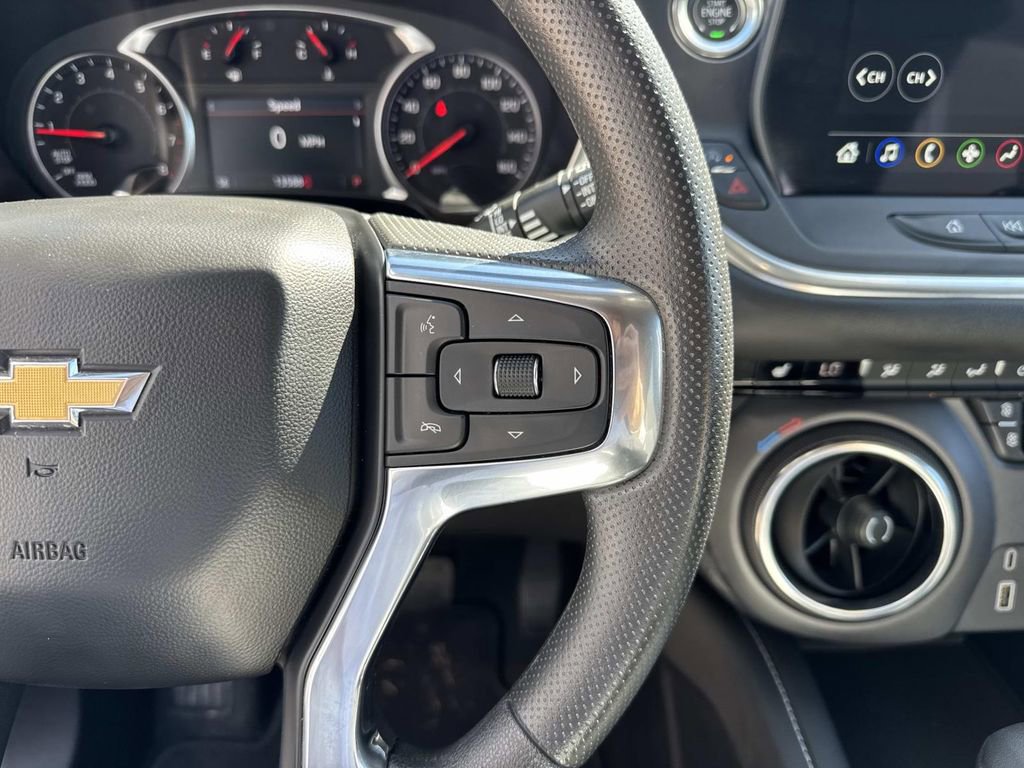 Certified 2025 Chevrolet Blazer LT image 24