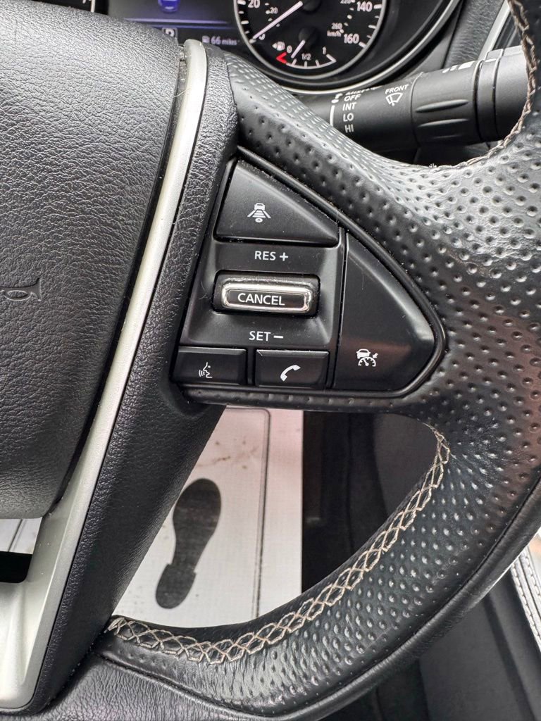 Used 2022 Nissan Maxima SV w/ Floor Mat Group FWD image 28