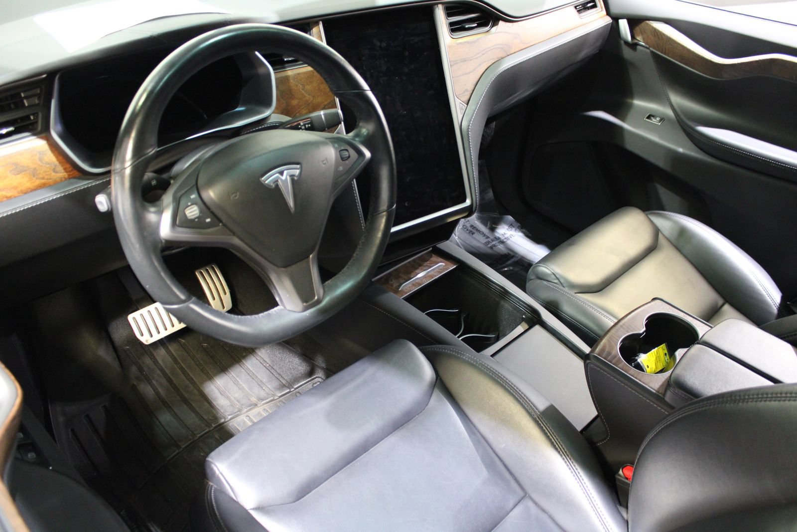 Used 2020 Tesla Model X Performance AWD/4WD image 16