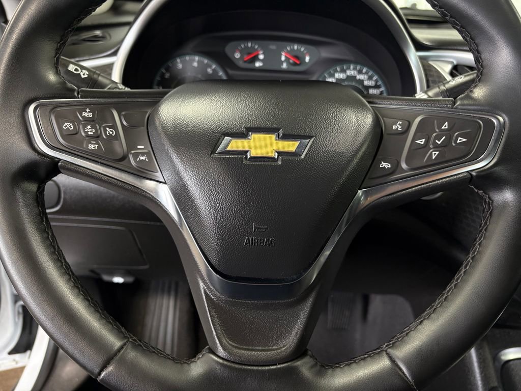 Used 2023 Chevrolet Malibu LT image 19