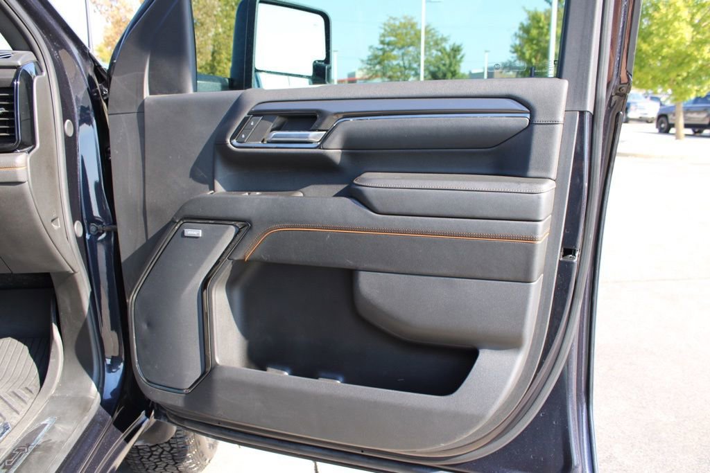 Used 2024 GMC Sierra 2500 AT4 w/ AT4 Premium Plus Package image 21