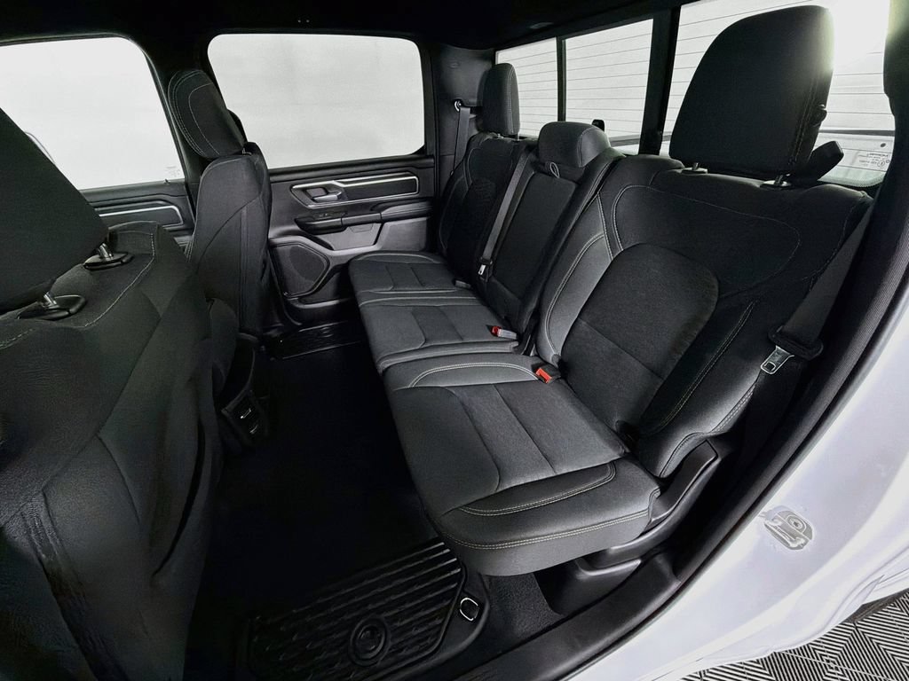 Used 2025 RAM 1500 Big Horn AWD/4WD image 23