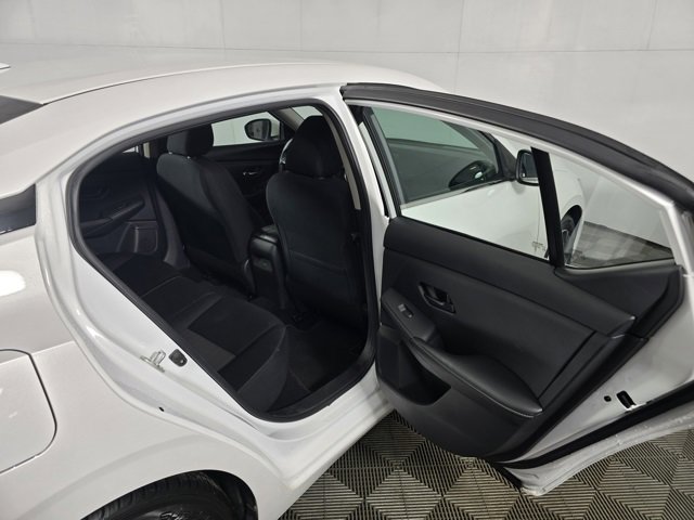 Used 2024 Nissan Sentra SV image 15
