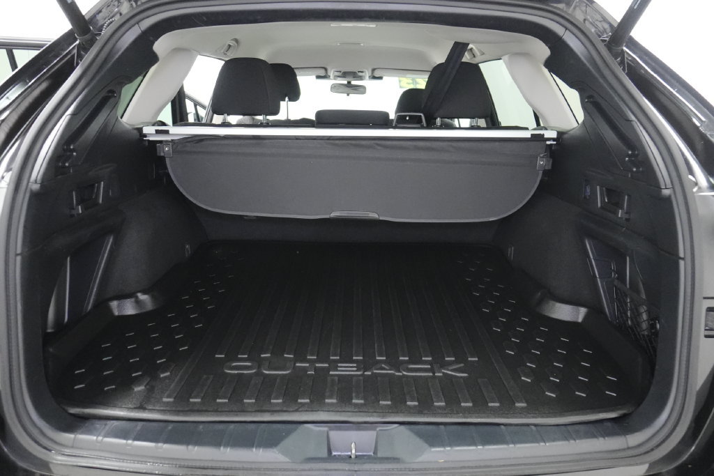 Used 2023 Subaru Outback Premium AWD/4WD image 20