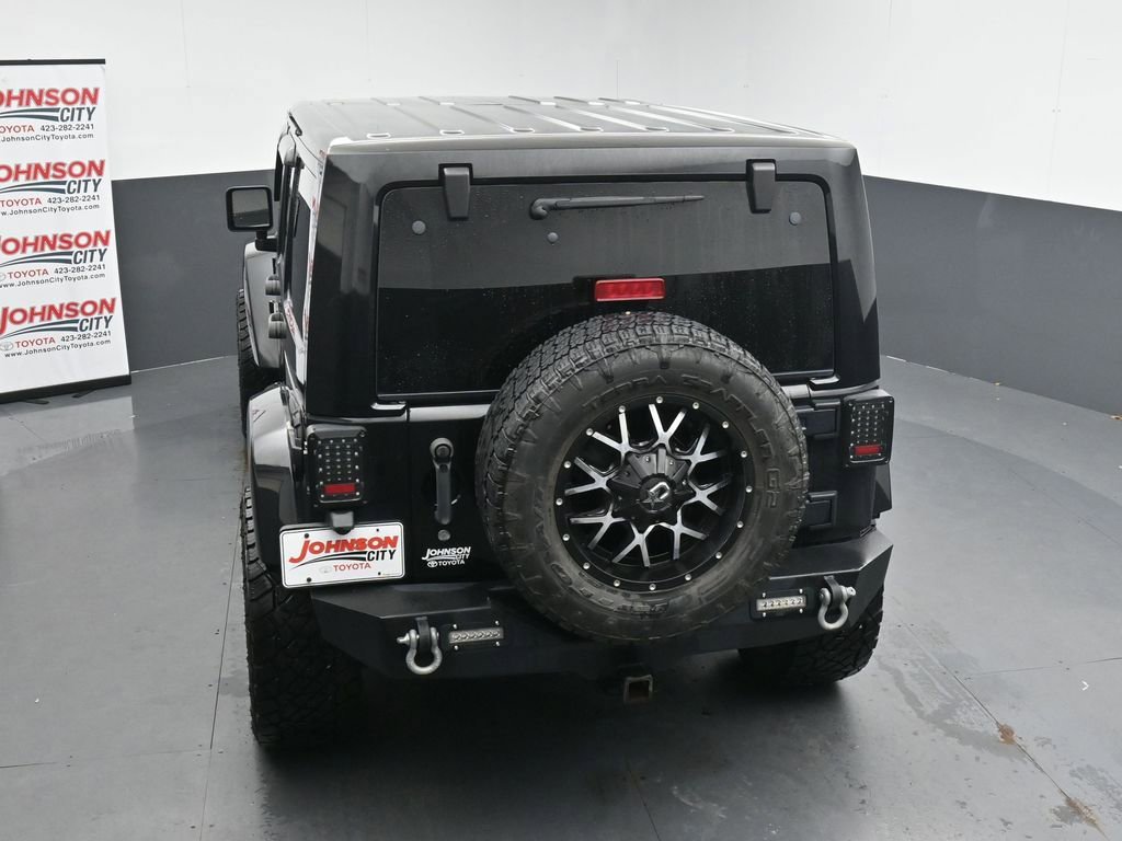 Used 2013 Jeep Wrangler Unlimited Sahara w/ Connectivity Group AWD/4WD image 26