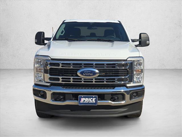 Used 2024 Ford F250 XLT w/ FX4 Off-Road Package AWD/4WD image 2