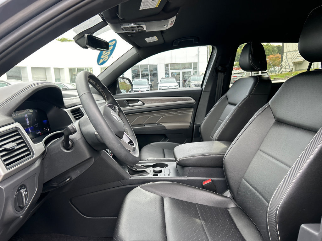 Used 2023 Volkswagen Atlas Cross Sport SE AWD/4WD image 10