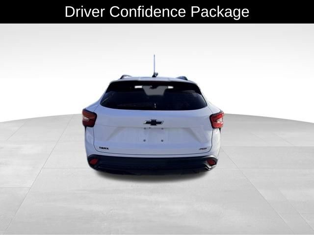 Certified 2025 Chevrolet Trax RS w/ Sunroof Package image 6