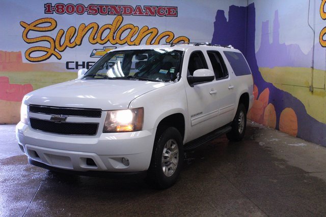 Used 2010 Chevrolet Suburban 2500 LT image 2