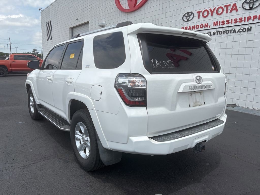Used 2019 Toyota 4Runner SR5 Premium RWD image 4