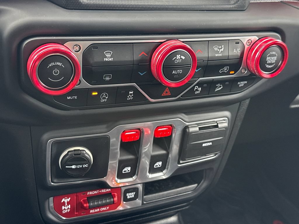 Used 2019 Jeep Wrangler Rubicon AWD/4WD image 22