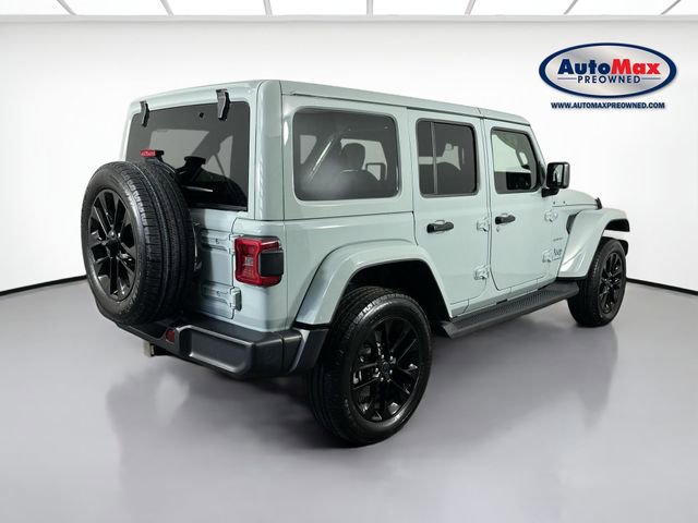 Used 2024 Jeep Wrangler Unlimited Sahara image 2