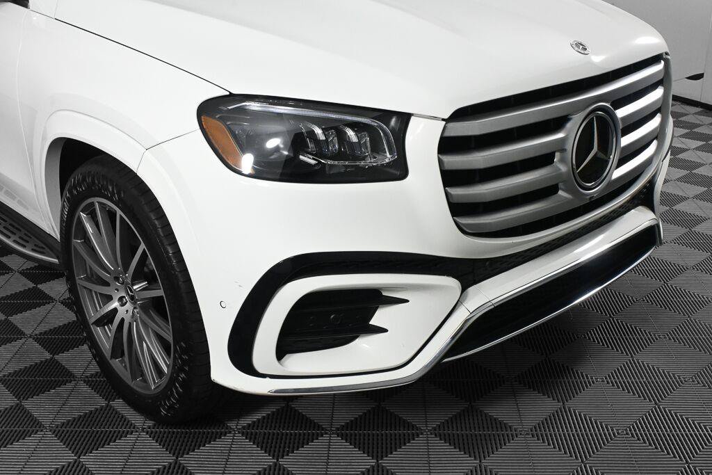 Certified 2024 Mercedes-Benz GLS 450 4MATIC image 36