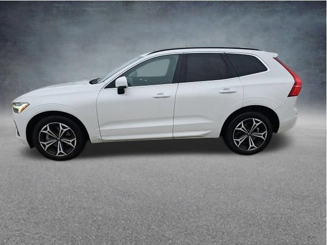 Used 2022 Volvo XC60 B5 Momentum w/ Protection Package Premier FWD image 5