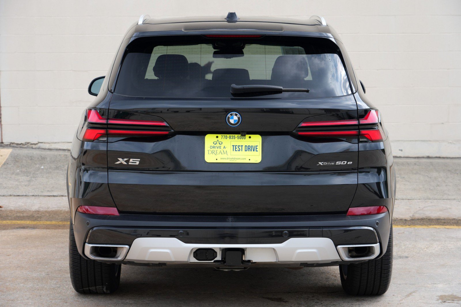 Used 2024 BMW X5 xDrive50e w/ Parking Assistance Package AWD/4WD image 58