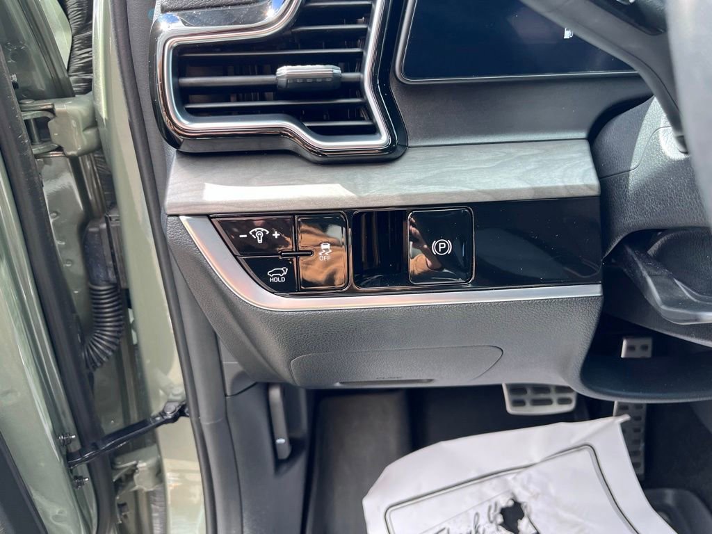 Certified 2024 Kia Sportage X-Pro Prestige AWD/4WD image 10