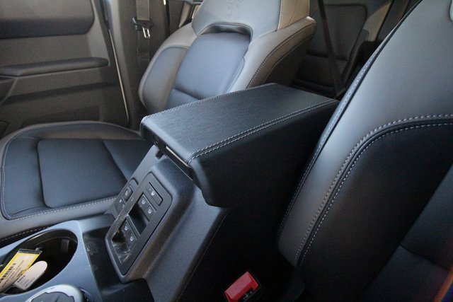 New 2025 Ford Bronco Outer Banks image 28